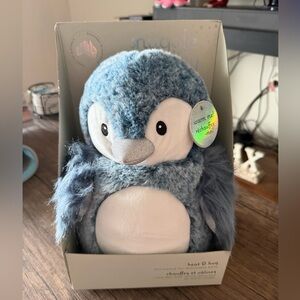 NIB-Snuggle Buddy Heat and Hug Penguin
